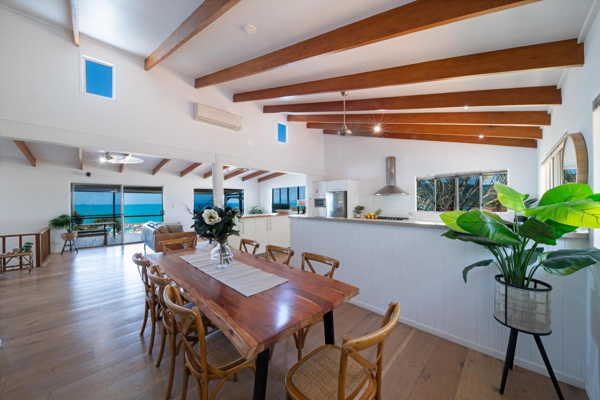 Nautilus On The Hill - Airlie Beach Villa Exterior photo